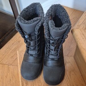 All in Motion Black Kids Winter Boots